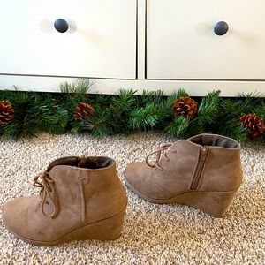 Merona tan suede wedge booties 6.5